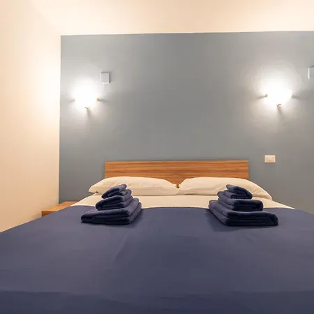 La Residenza Di Enrica * نابولي